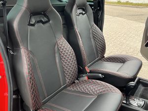 Binnenkort binnen Ligier JS60 Sport Ultimate Brommobiel 2023 STB 45dkm CARPLAY - Image 25