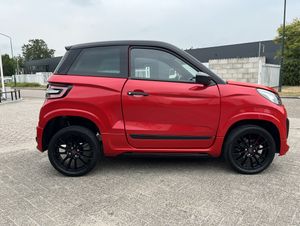Binnenkort binnen Ligier JS60 Sport Ultimate Brommobiel 2023 STB 45dkm CARPLAY - Image 8