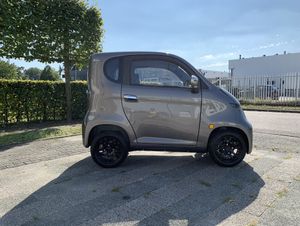 Rijbewijsvrije scootmobiel / Brommobiel E-Volt Q4 grijs. - Image 5