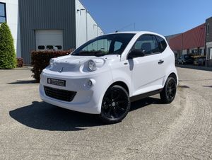 Aixam EASY CHIC Minauto 2026 Kubota 45 km Brommobiel - Image 1