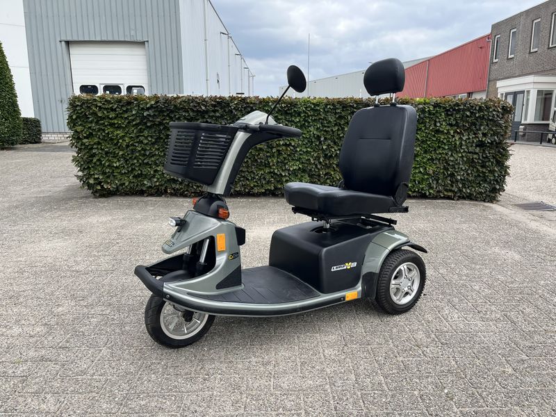 Scootmobiel Pride Luna 3 wieler