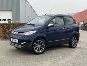 Binnenkort binnen! Aixam Crossover Brommobiel 2014 1e eig 9dkm NIEUWSTAAT - Image 1