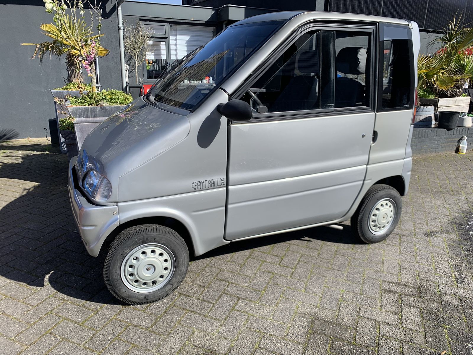 Canta LX rijbewijsvrij 2016 Nette staat 45 km