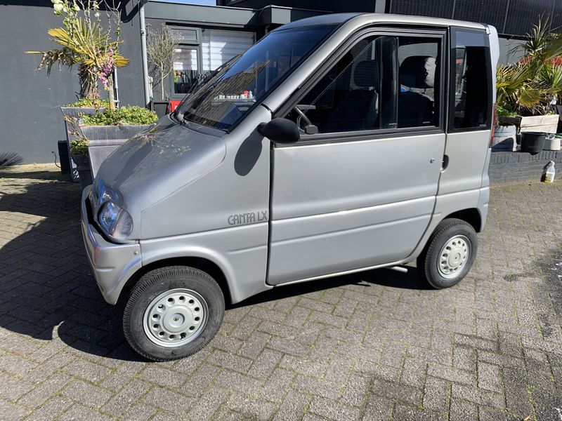 Canta LX rijbewijsvrij 2016 Nette staat 45 km