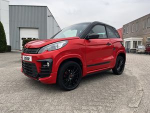 Binnenkort binnen Ligier JS60 Sport Ultimate Brommobiel 2023 STB 45dkm CARPLAY - Image 2