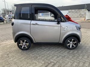 Rijbewijsvrije scootmobiel / Brommobiel Thogo champagne  - Image 4