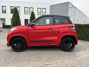 Binnenkort binnen Ligier JS60 Sport Ultimate Brommobiel 2023 STB 45dkm CARPLAY - Image 12