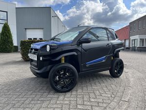Aixam E-Scouty Blue Edition 1700km 2023 NIEUWSTAAT - Image 1