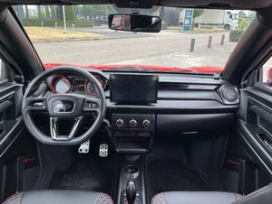 Binnenkort binnen Ligier JS60 Sport Ultimate Brommobiel 2023 STB 45dkm CARPLAY - Image 24