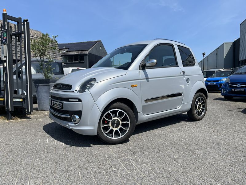 Microcar M.GO Premium DCI Brommobiel NIEUWSTAAT 40dkm