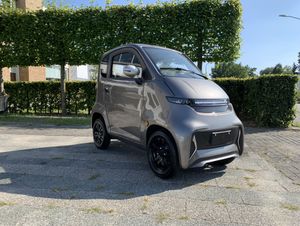Rijbewijsvrije scootmobiel / Brommobiel E-Volt Q4 grijs. - Image 3