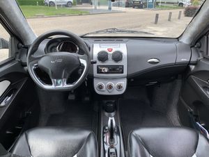 Ligier IXO JS Line DCI Brommobiel 45km auto 2014 42dkm  - Image 18