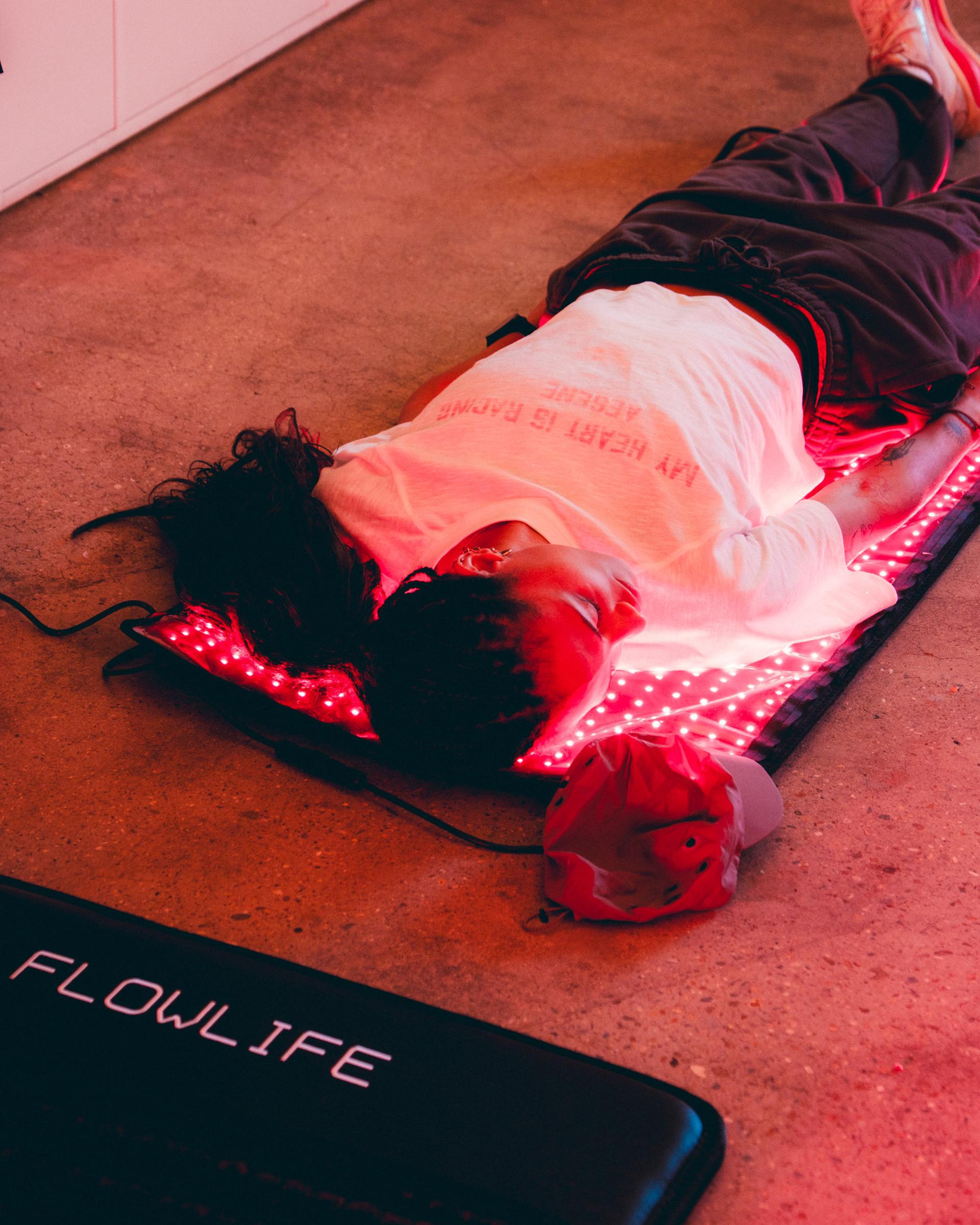 Flowlife community – KNEEPS UP