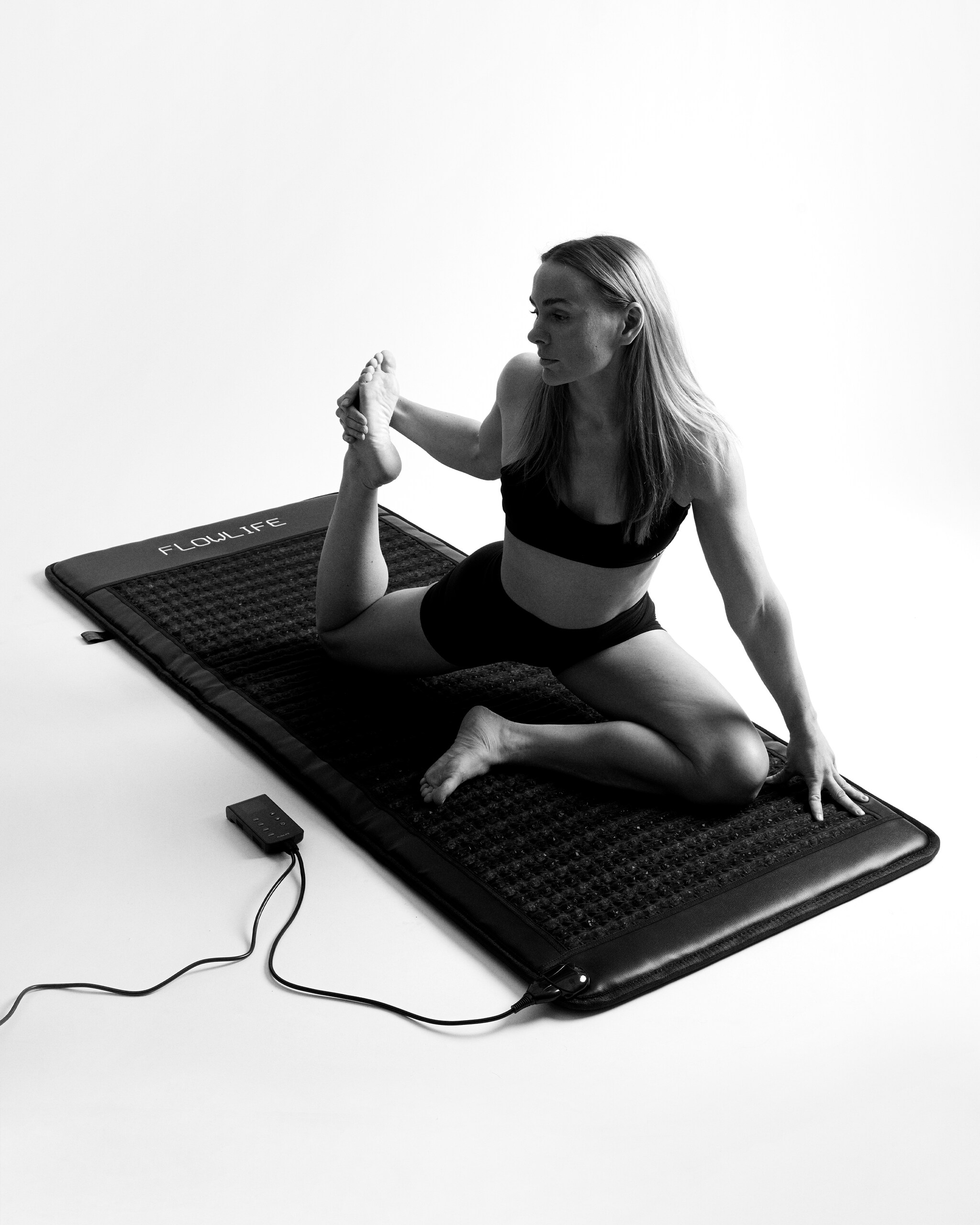 Flowpemf IR Mat Pro – PEMF & Infrared Mat | Flowlife