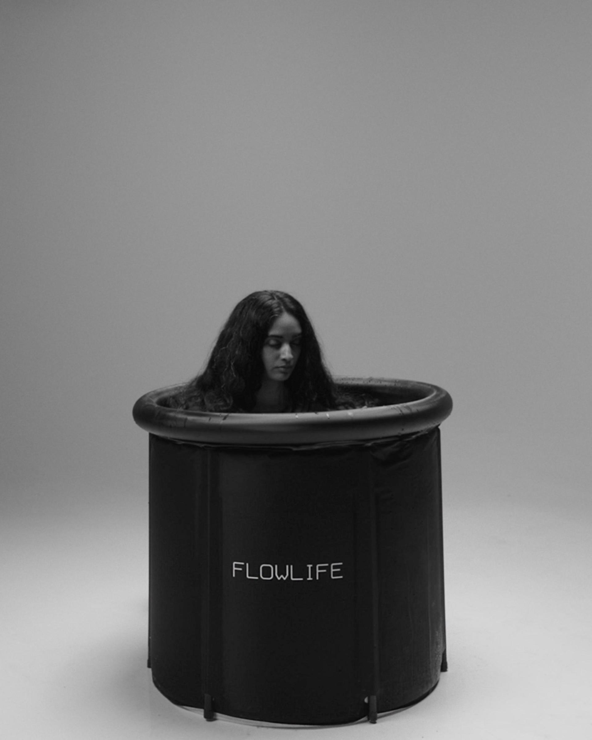 Person in Flowplunge Go