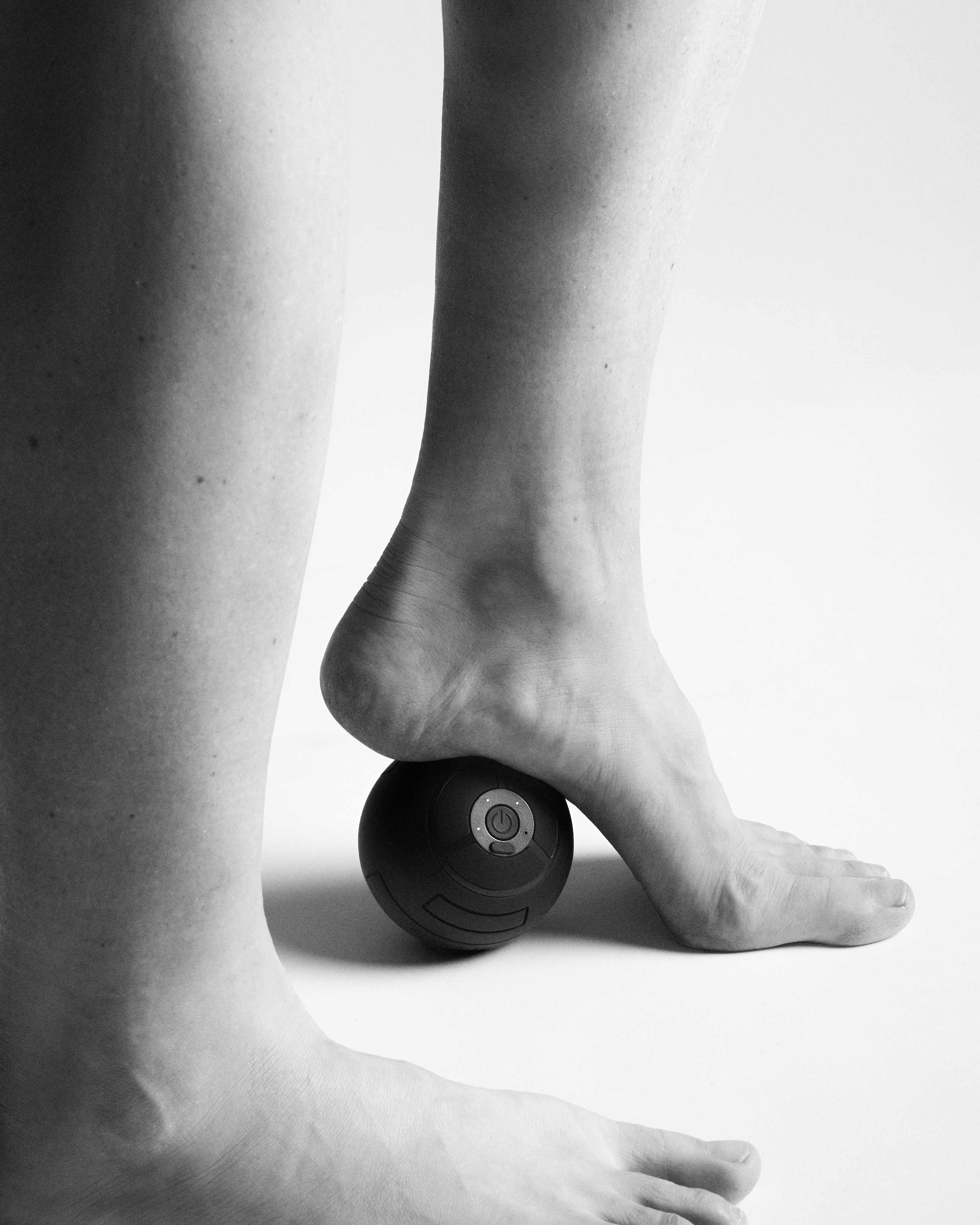 vibrating massage ball roller Pulse Vibrating Massage Ball main image 0