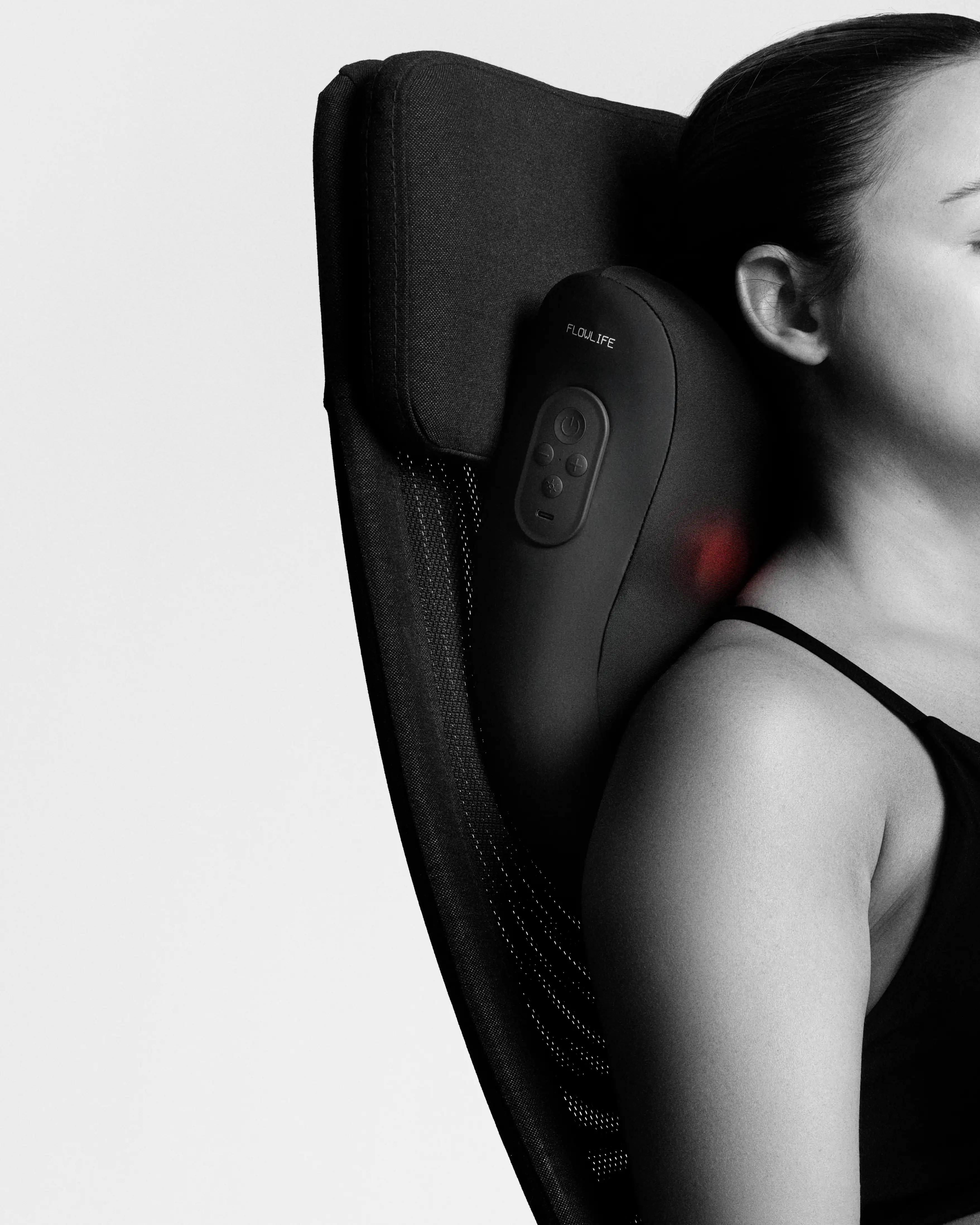 thera-p versatile vibration massage pillow Durex play ultra stimulating vibrating ring main image 1