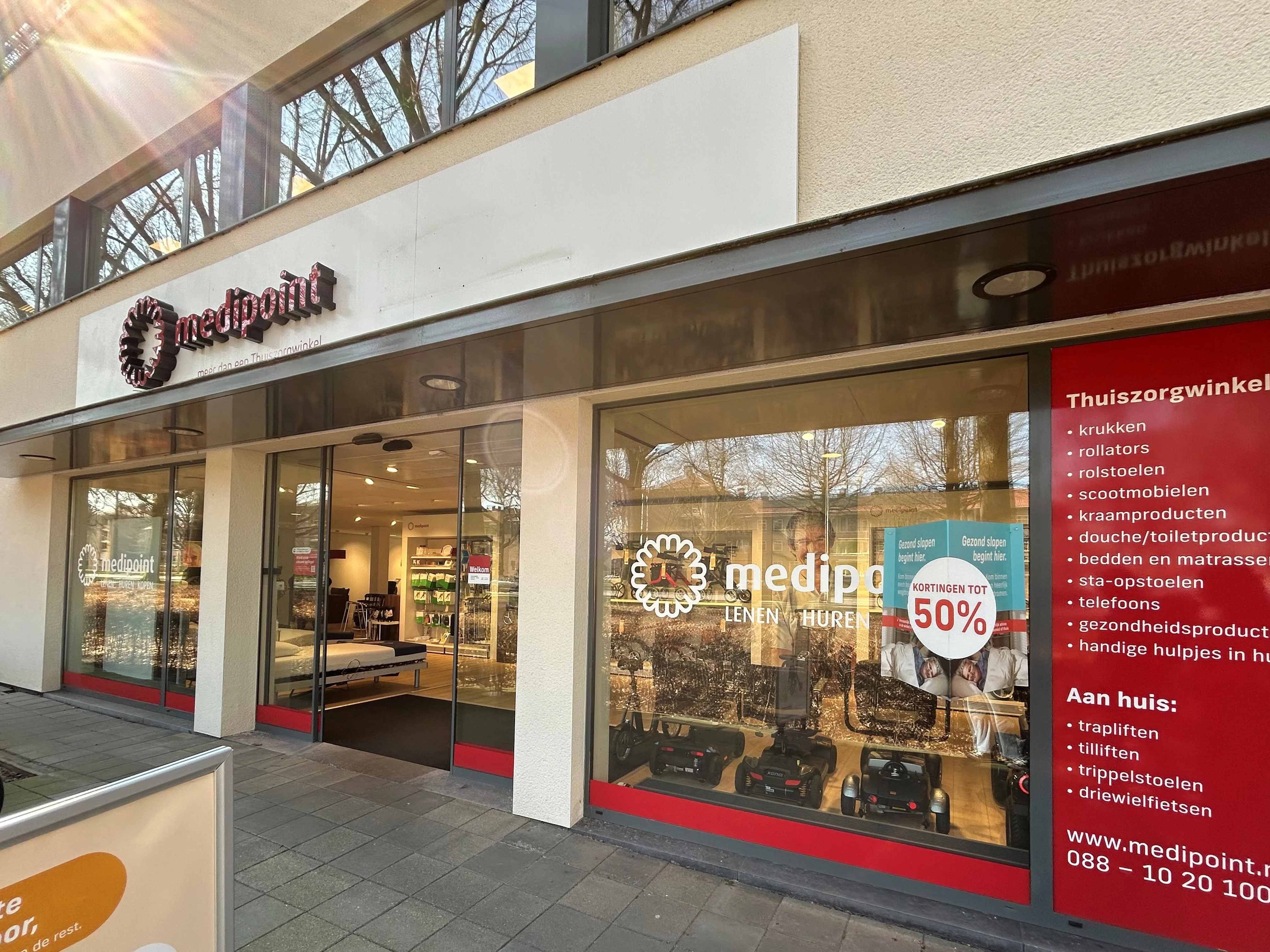 Ingang Medipoint winkel Tilburg