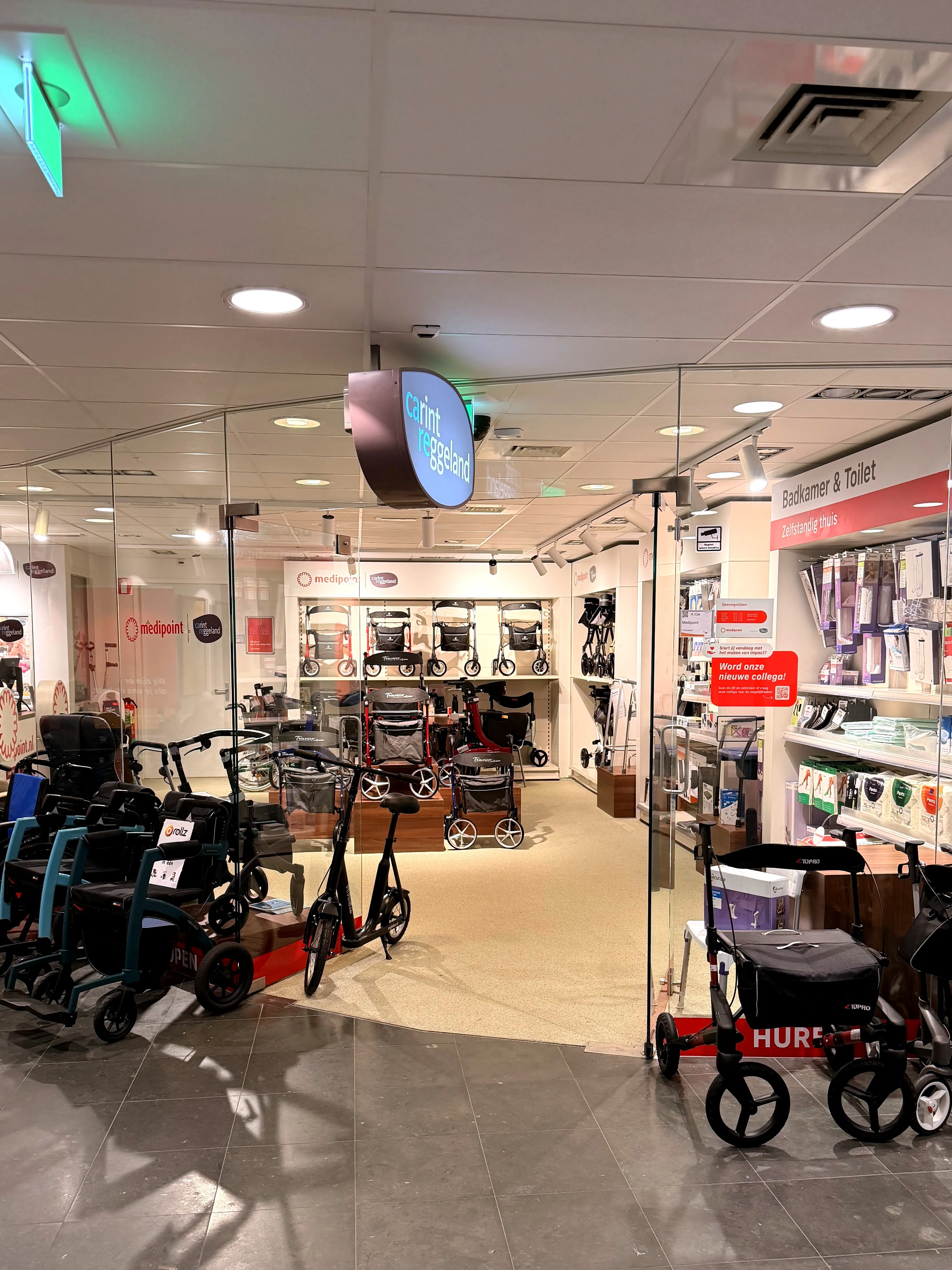 Ingang Medipoint winkel Hengelo binnen