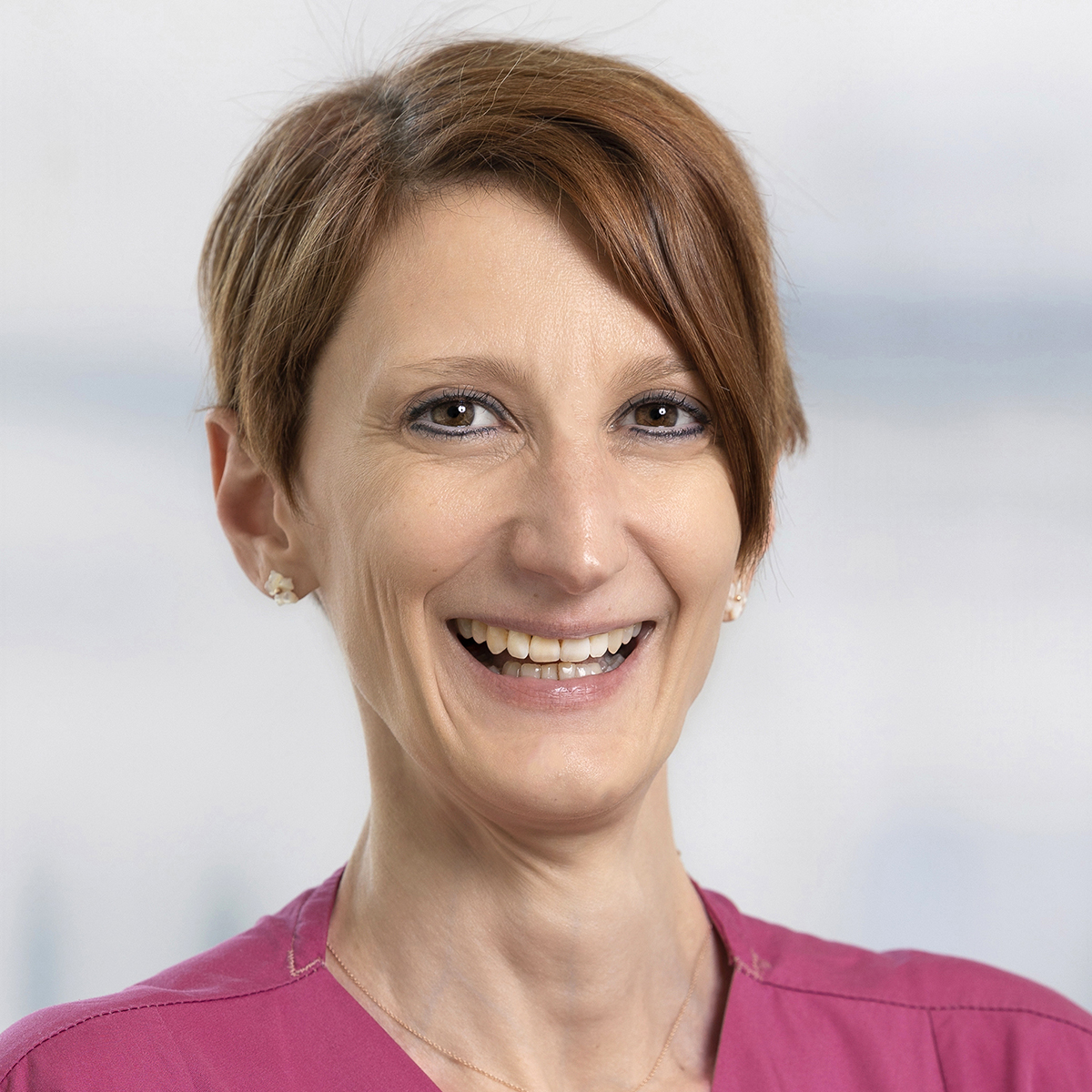 Ein Porträtfoto von Brigitte Falli, EMBA, Bereichsleitung Pflege