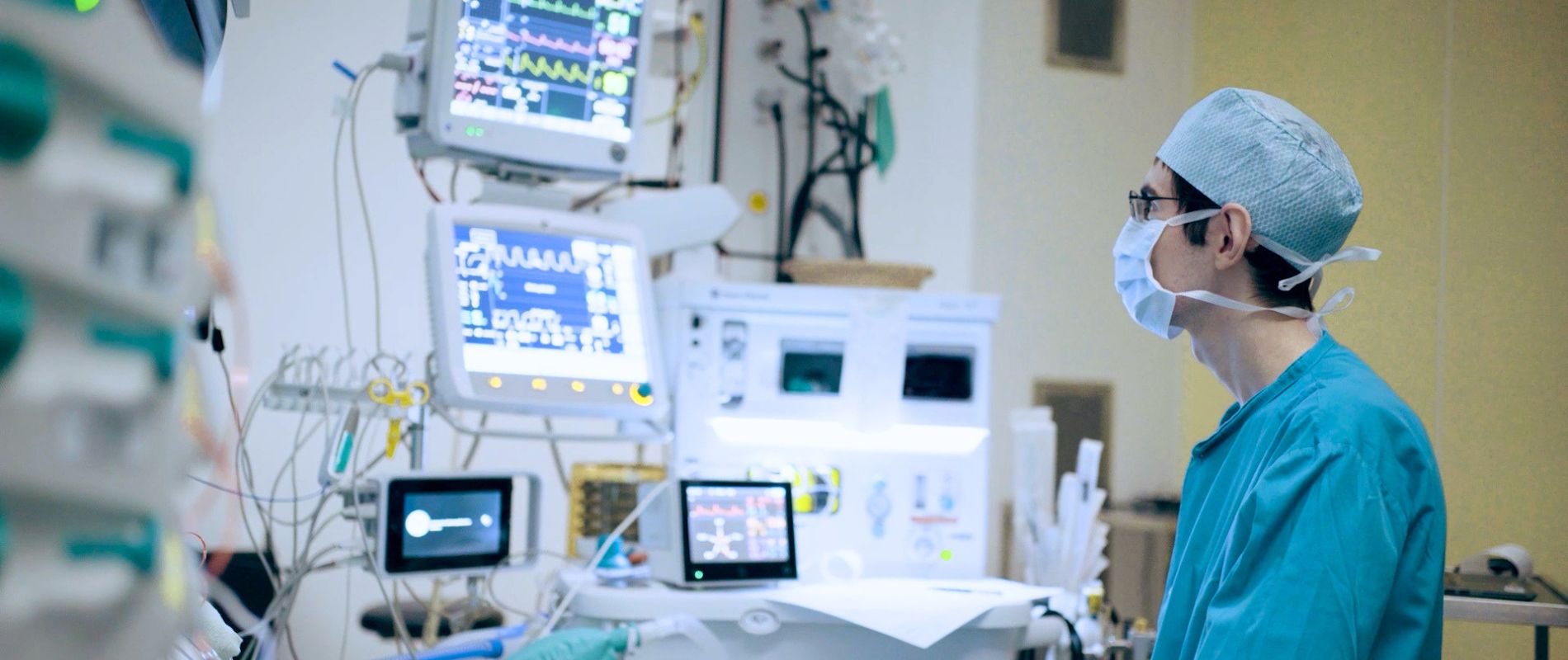 Vorschaubild des Videos mit Prim. Dr. Christian Sitzwohl, EDIC - Vorstand Anästhesie und Intensivmedizin