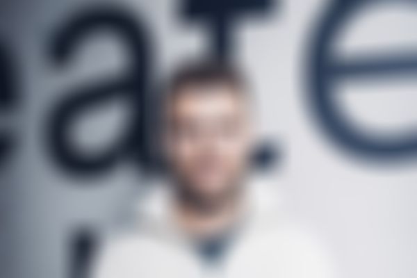 Porträt Stephan Kirchtag.