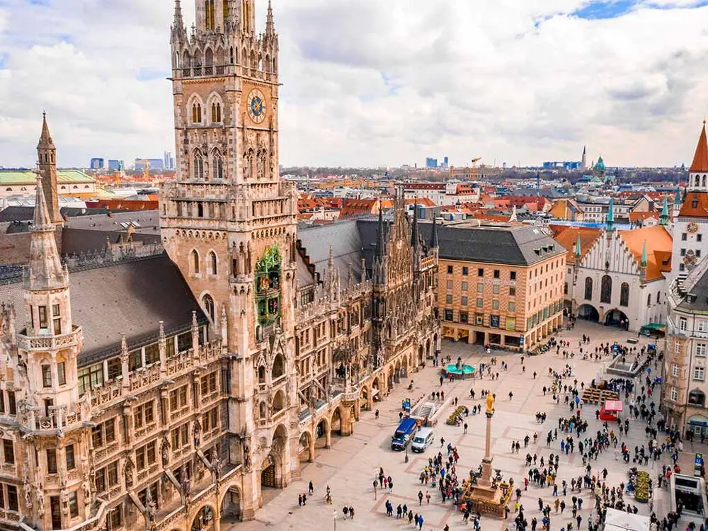 München bei Tag.