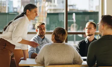 So meistern Sie unerwartete Reiseunterbrechungen Ihrer Führungskraft