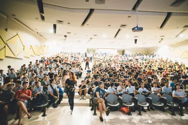 18 stats and trends that show that company events are back