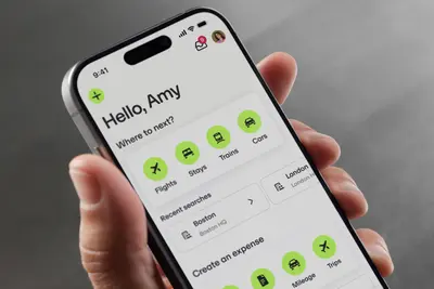 Centralized vs. decentralized travel booking