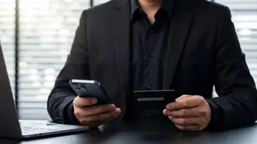 10 Best Corporate Cards for Employee Expenses (2026)