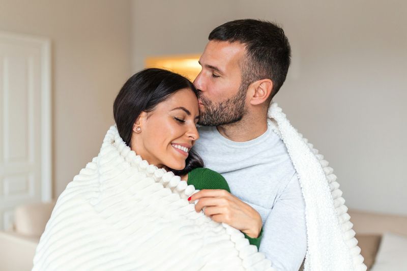 Couple embracing - STI screening at LoveMyLife