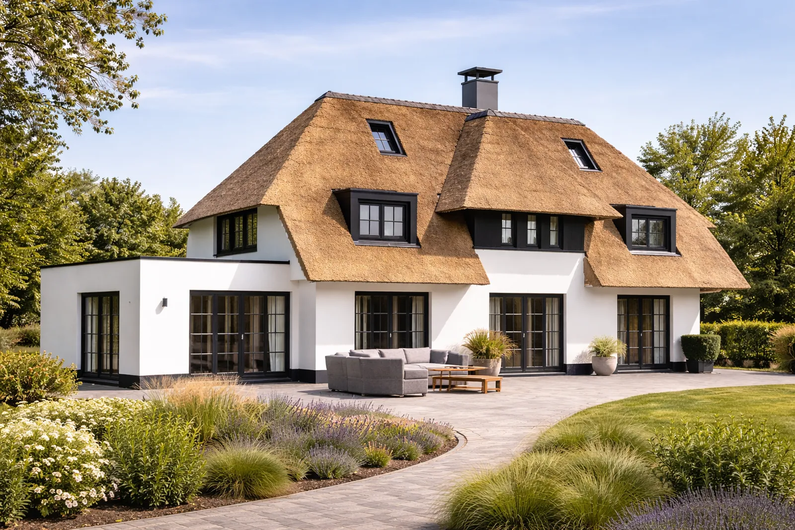 Lars bij werkvoorbereiding werken bij lichtenberg bouwgroep