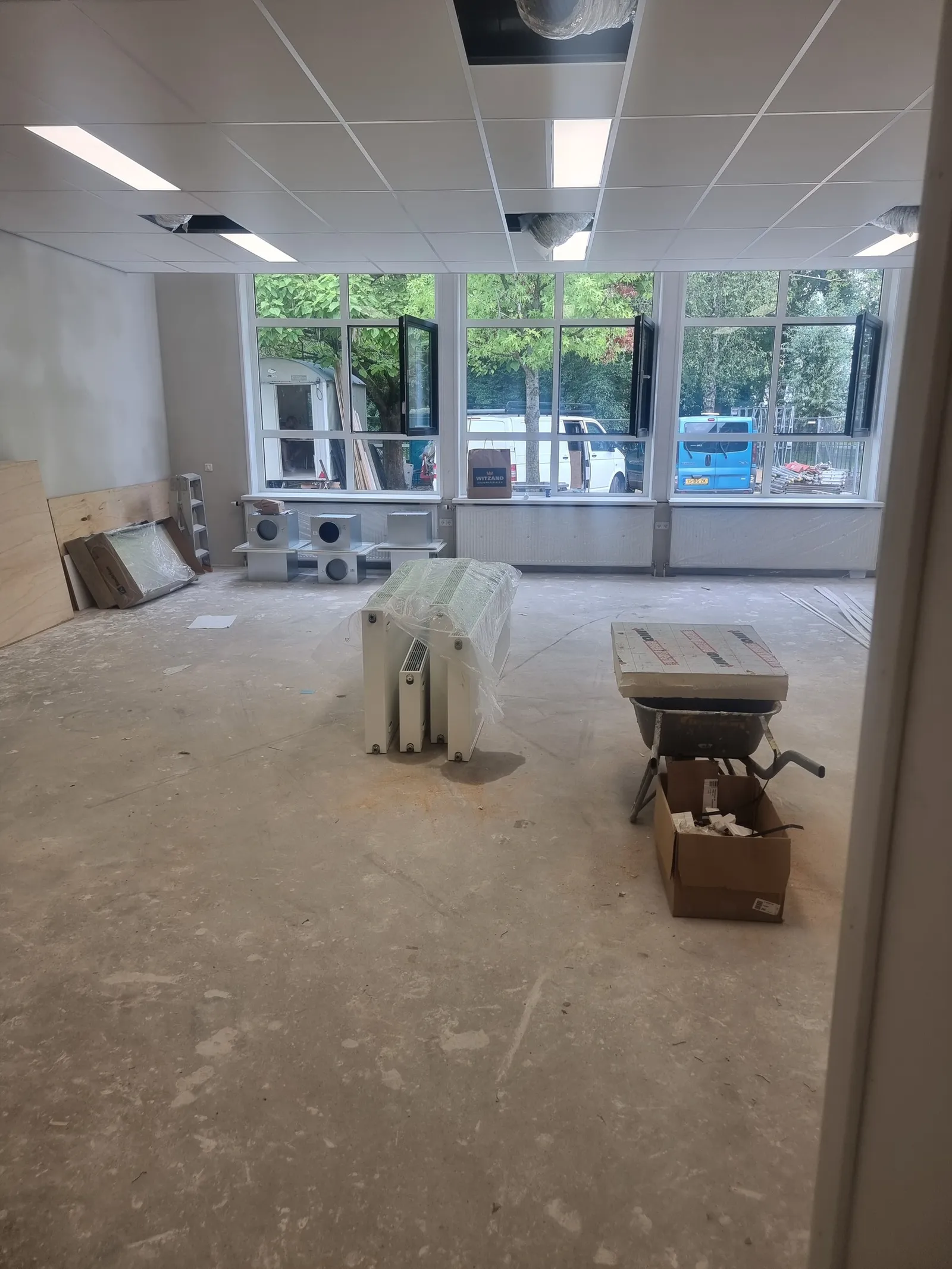 Werkzaamheden binnen schoolgebouw Lichtenberg Mensgericht Vastgoedonderhoud