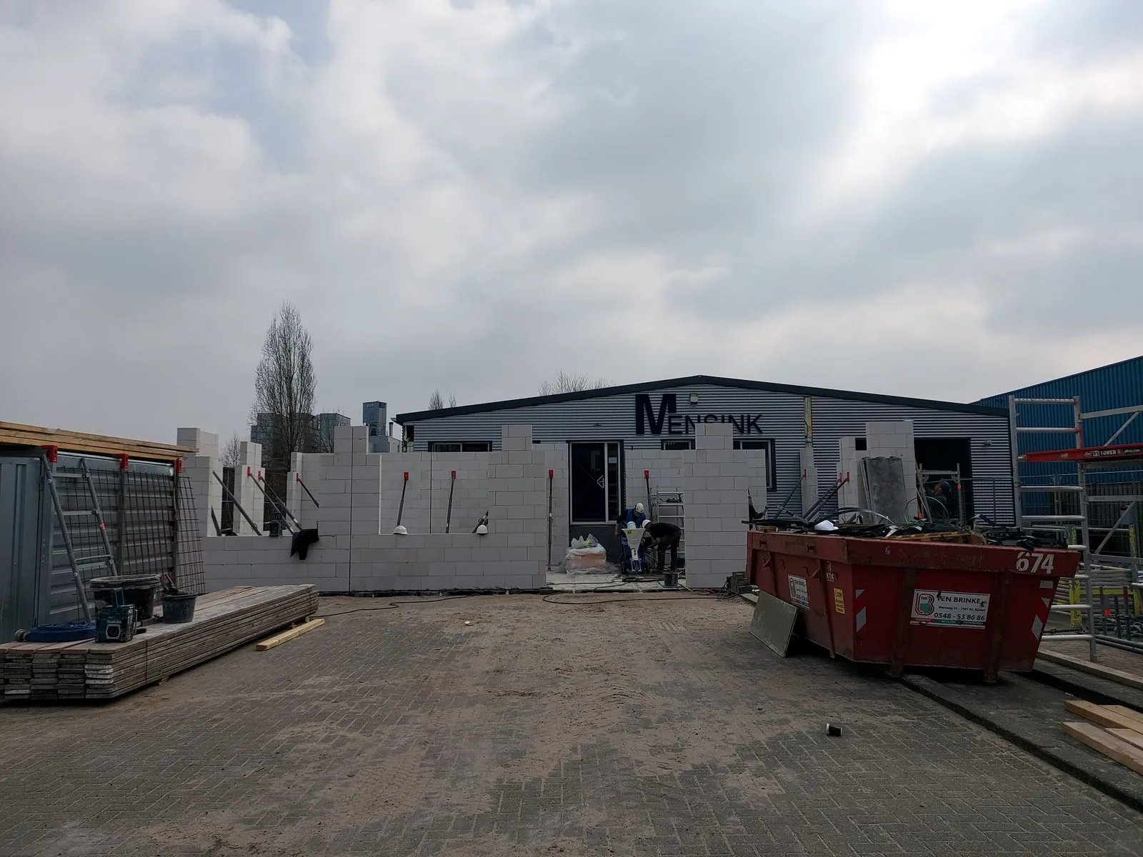 Plaatsen prefab kalkzandsteen begane grond Lichtenberg Mensgericht Vastgoedonderhoud