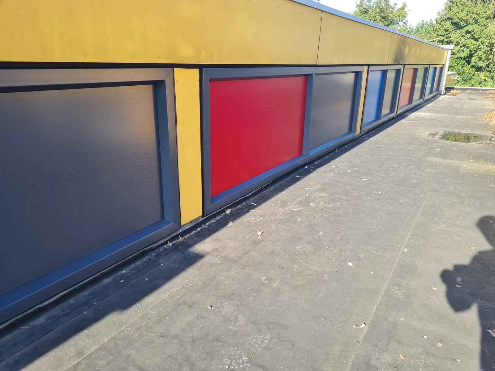 Vervangen kozijnen verduurzaming basisschool door Lichtenberg Mensgericht Vastgoedonderhoud