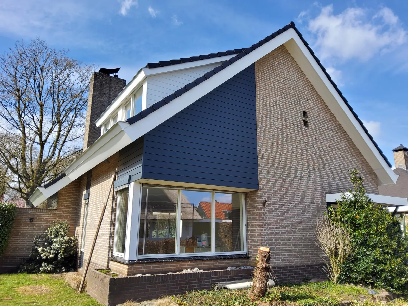 Renovatie, verbouwing en verduurzaming woning in Wierden door Lichtenberg Mensgericht Vastgoedonderhoud buiten en binnen