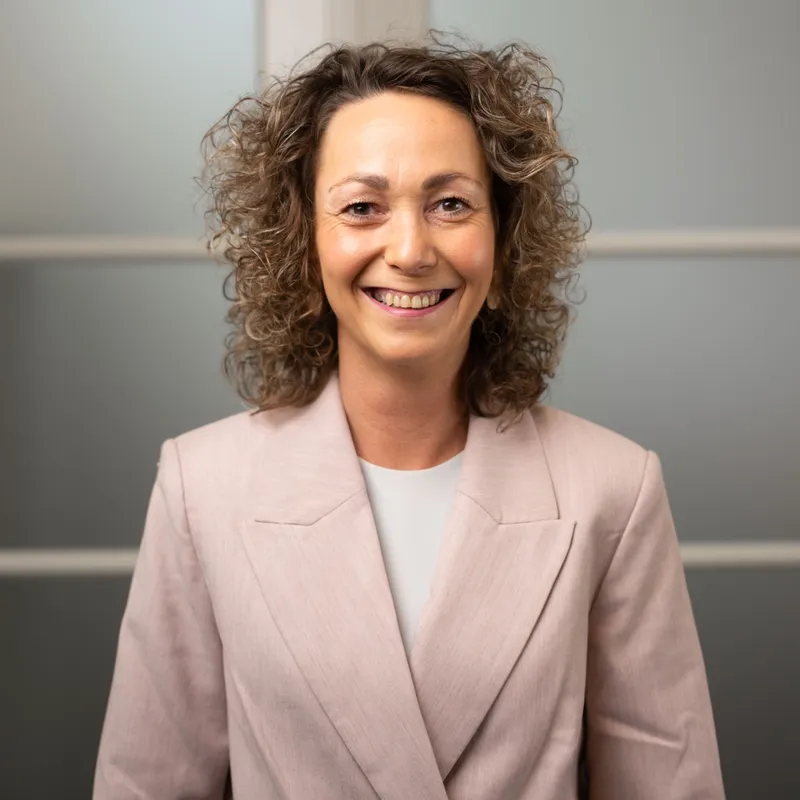 Nicole Hutten - Verkoopadviseur Lichtenberg Bouwgroep