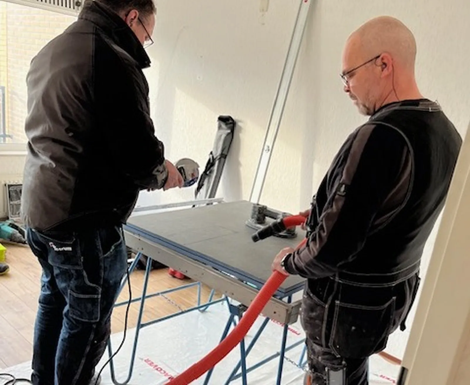 Renovatie badkamers sanitair met keratop Lichtenberg