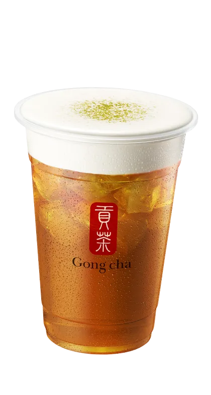 Oolong tea with milk foam