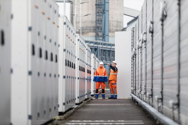 Benchmark battery energy stationary storage database surpasses 10,000 projects