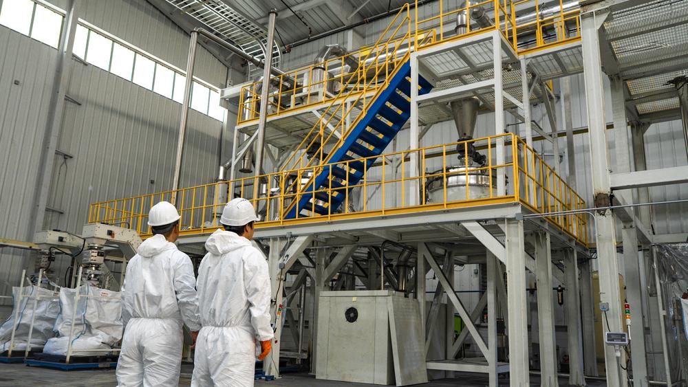 Engineers oversee advanced battery recycling operations at PNE’s Chester, SC facility. (PRNewsfoto/Princeton NuEnergy)