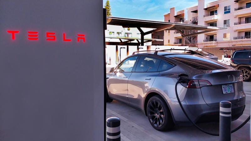 Tesla to discontinue the Model S and X as it pivots towards humanoid robots