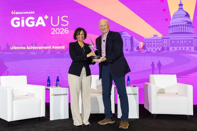 Denise Gray receives Lifetime Achievement Award at Benchmark Giga US 2026