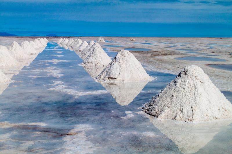 Benchmark launches industry-first Lithium Forward Curves