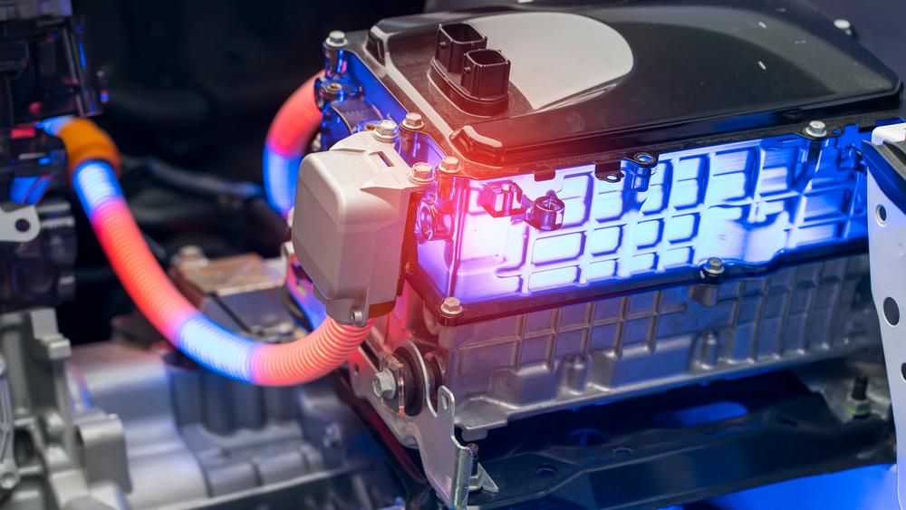 Battery and wire installed on electric system of eco car engine