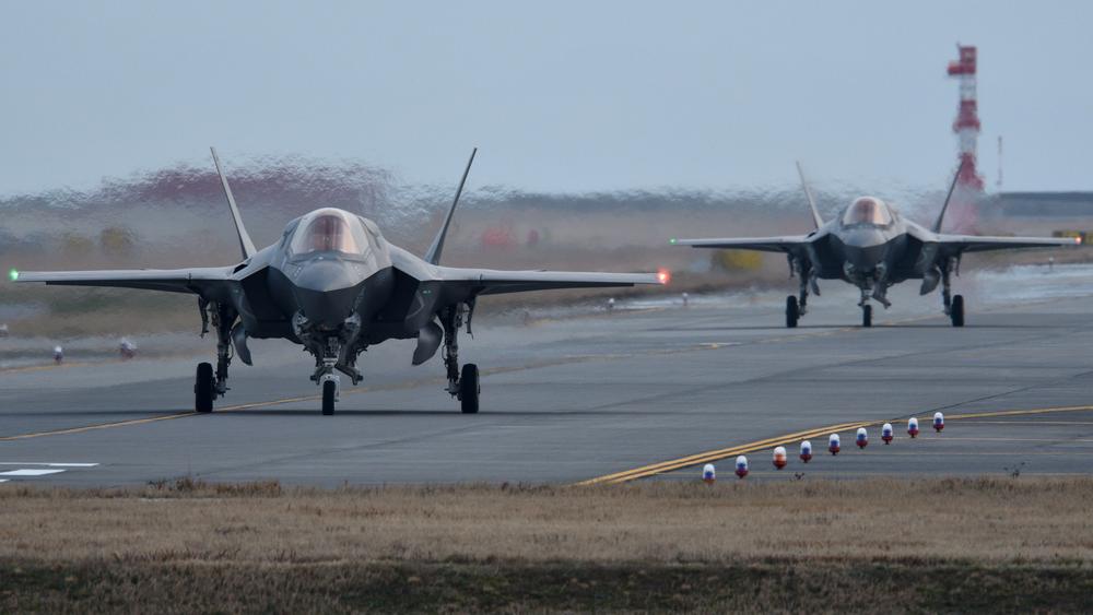 Lockheed Martin F-35B Lightning II from VMFA-121 'Green Knights'. on runway