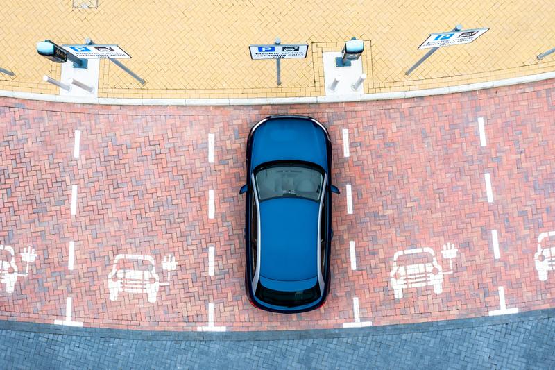 Growing Chinese EV pack sizes help battery demand to grow despite falling EV sales