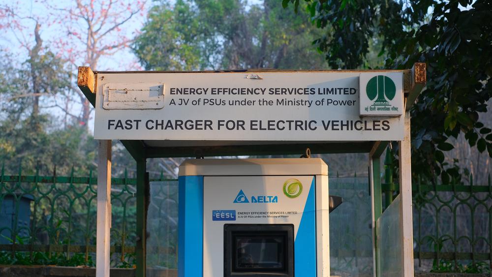 Fast charger EV station