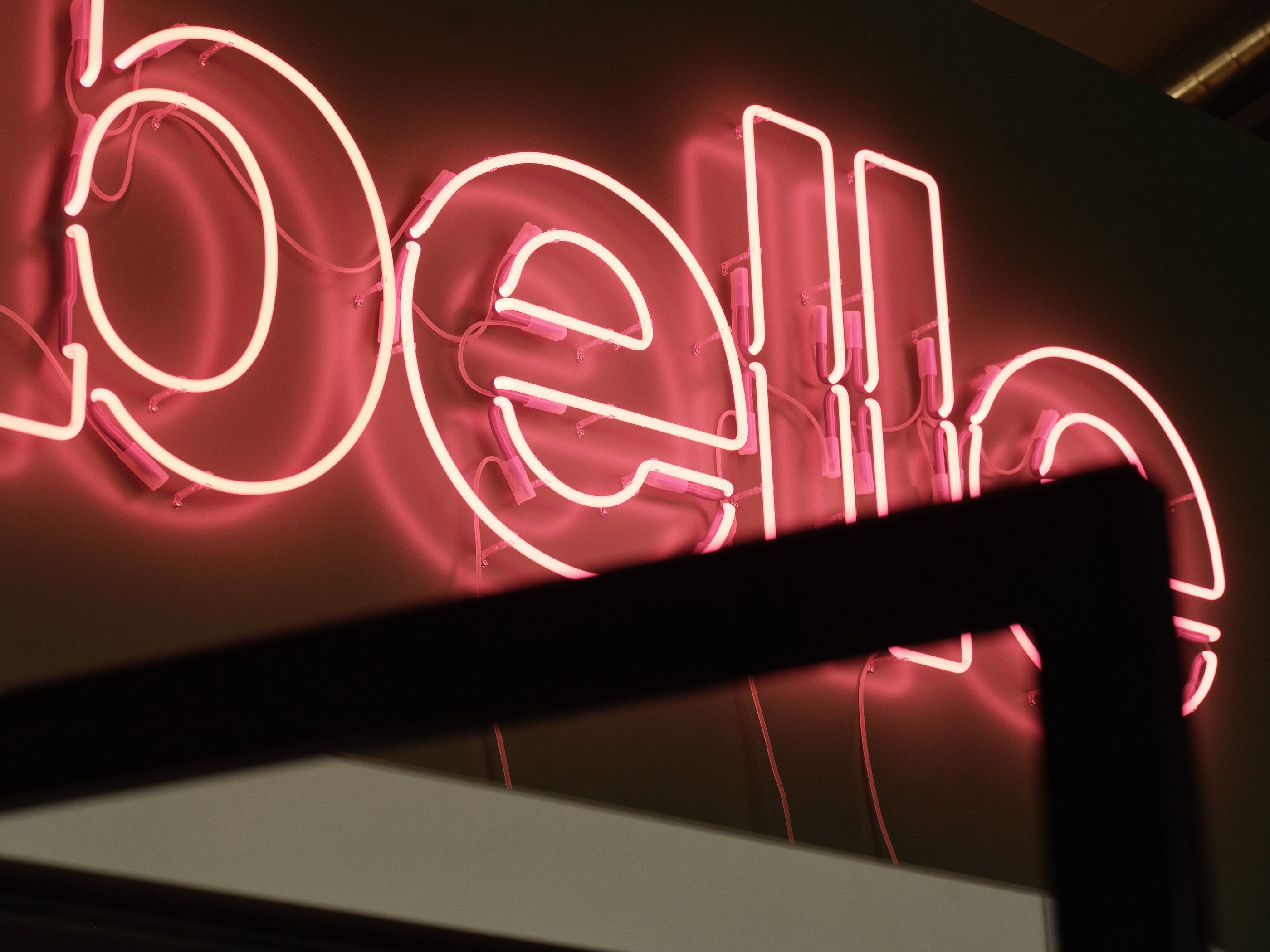 Leuchtreklame in Nahaufnahme